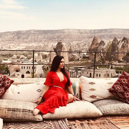 Cappadocia Cave (adults Only) فندق غوريمِيه